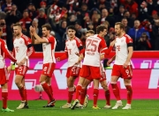 米兰体育-赛前拜仁慕尼黑备战德甲；防线松动细节曝光；压力陡增；轮换策略成焦点-米兰体育