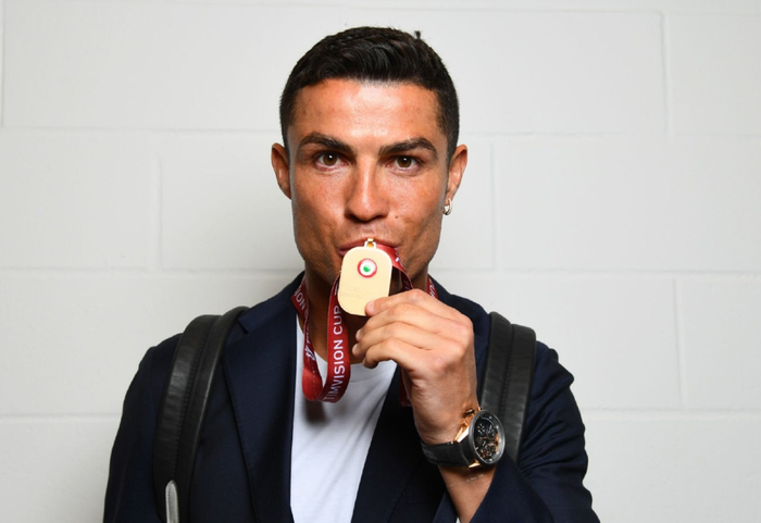 包含转会期体能课后；新奥尔良鹈鹕内部沟通备战意大利杯；更衣室稳定；心理建设被强调的词条